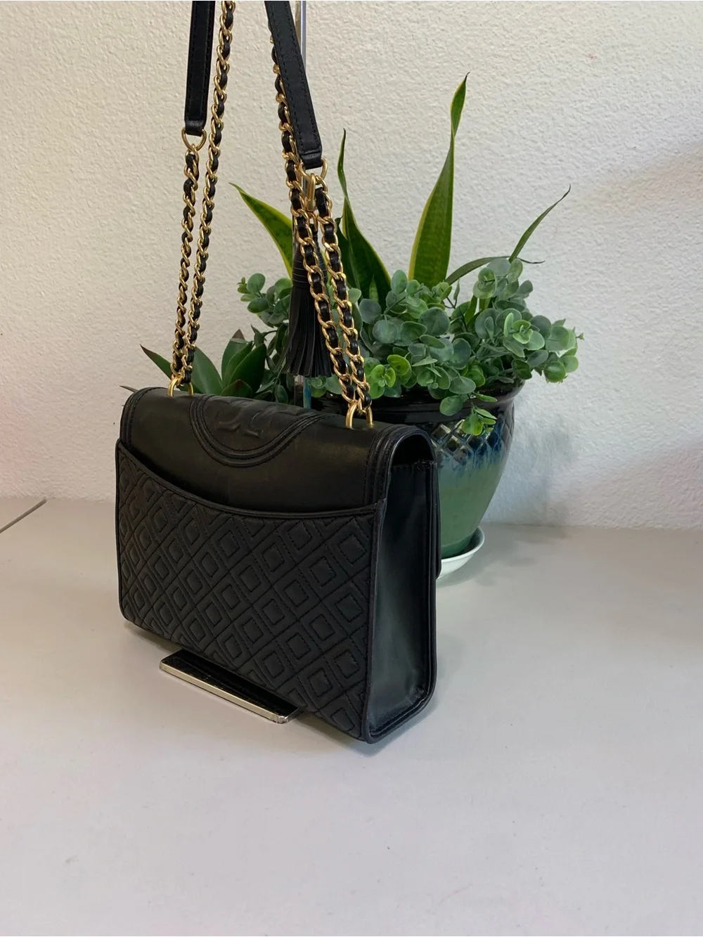 👜💕 Tory Burch Fleming Convertible Shoulder Bag in Black
